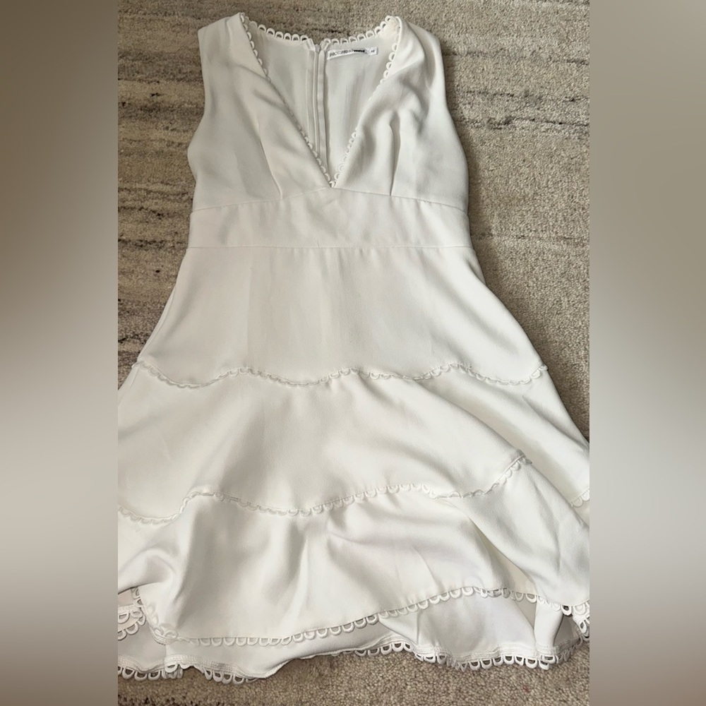 Hello Molly Elegant White Sleeveless Dress